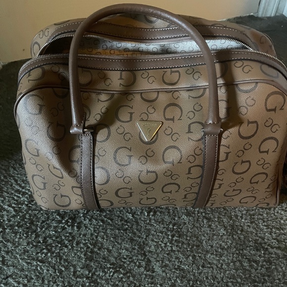 Guess Mandrake Travel Bag - Picture 1 of 4